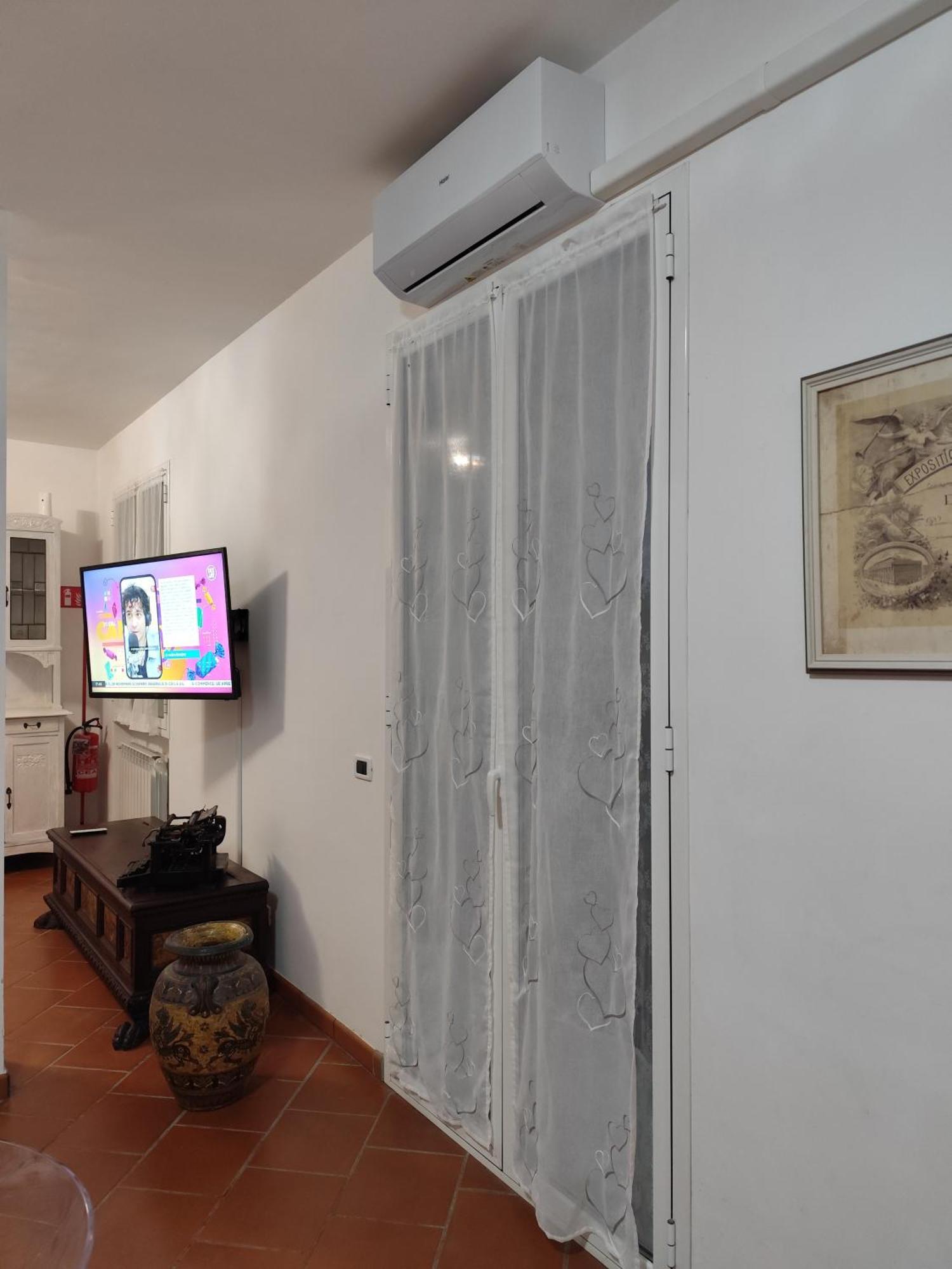 La Casa Di Giada, Appartamento In Villetta Con Aria Condizionata, Wi-Fi E Parcheggio Gratuito Poggi Экстерьер фото